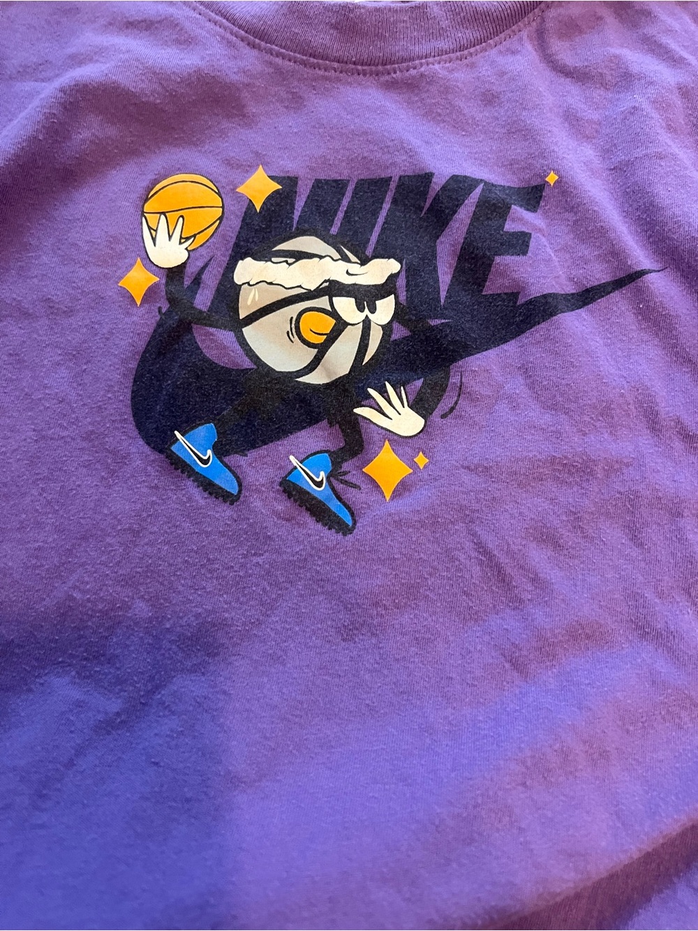 Nike Boys Purple Basketball Graphic Tee Shirt Size Small